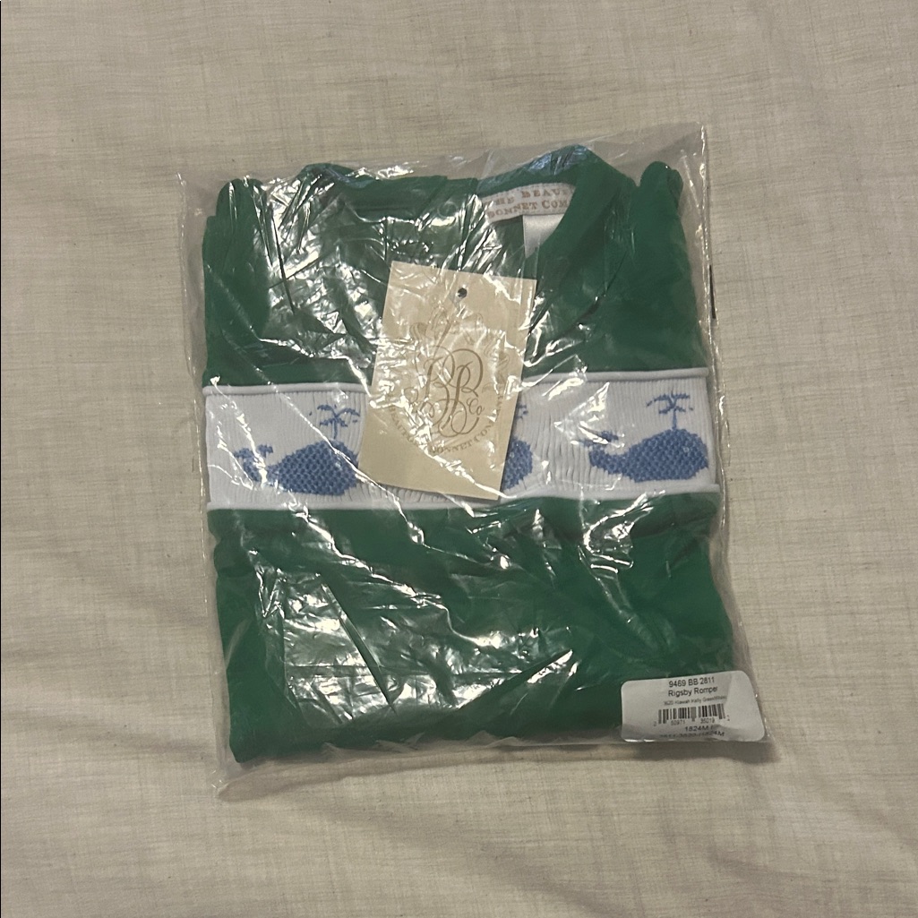 Tbbc Rigsby Romper - Kiawah Kelly Green With Barbados Blue Whale Smocking